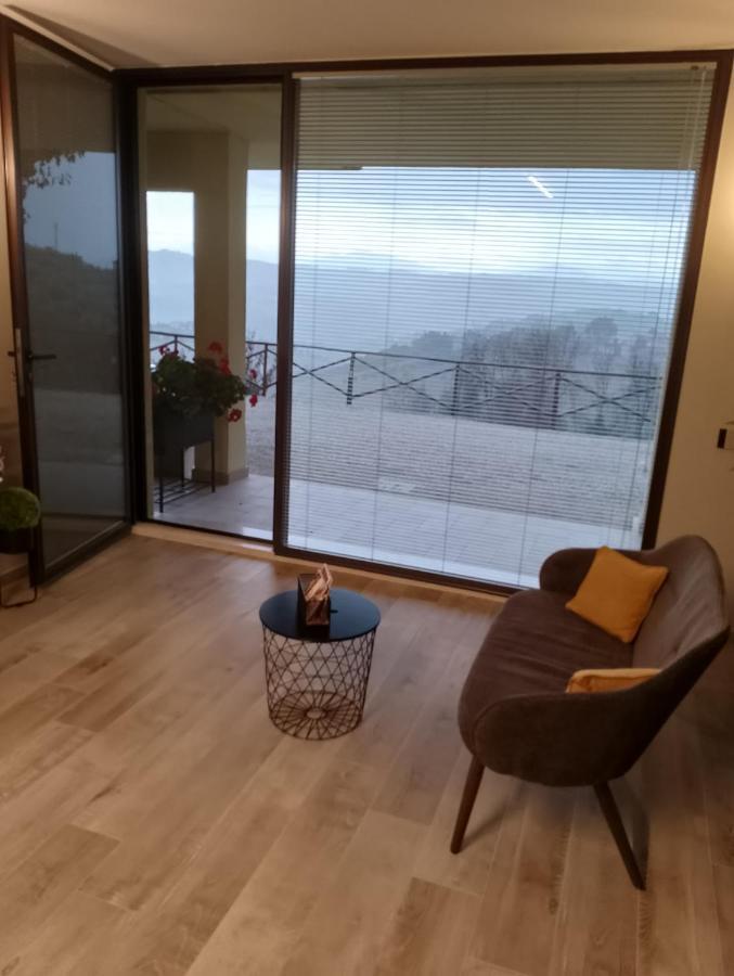 Tenuta Nonno Peppe Apartment